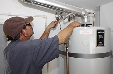 White Settlement plumbing contractor installs water heater connections